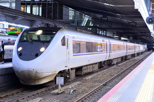 681系しらさぎ×稲 湯尾インカーブ: 線路際撮影日記