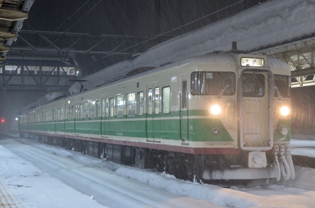681系しらさぎ×稲 湯尾インカーブ: 線路際撮影日記